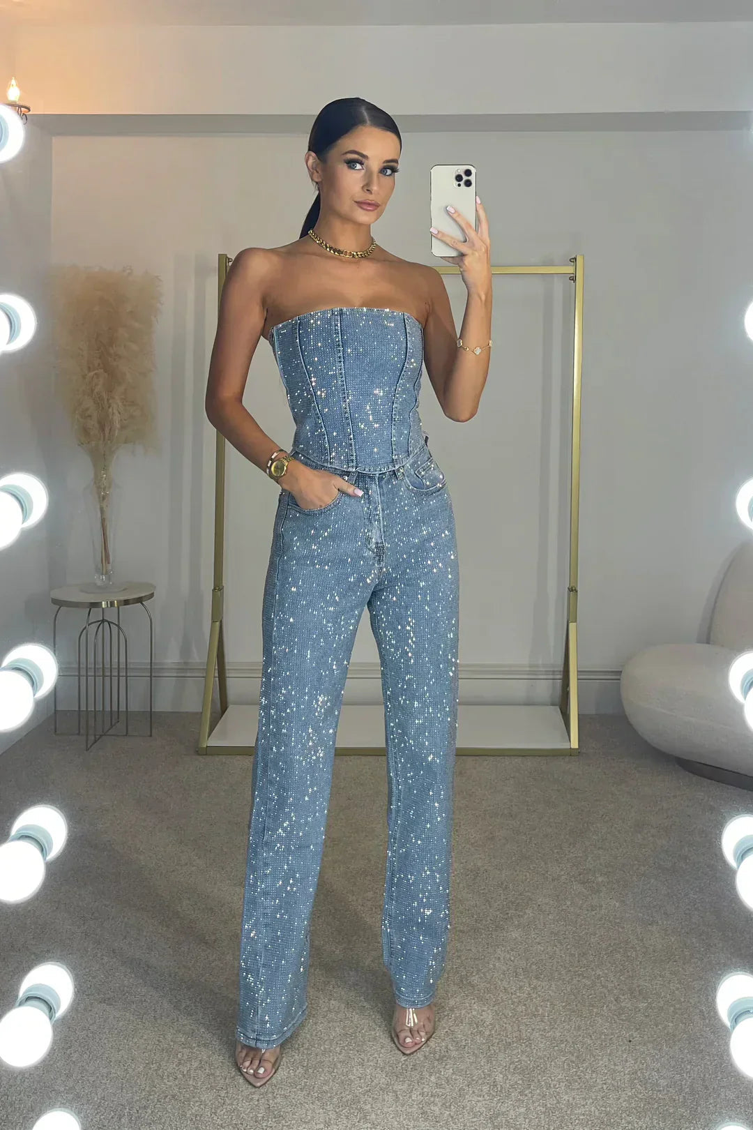 Conjunto de dos piezas para mujer con patrón de pedrería