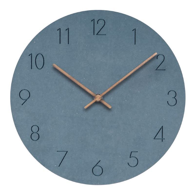 Reloj de pared analógico redondo con números arábigos