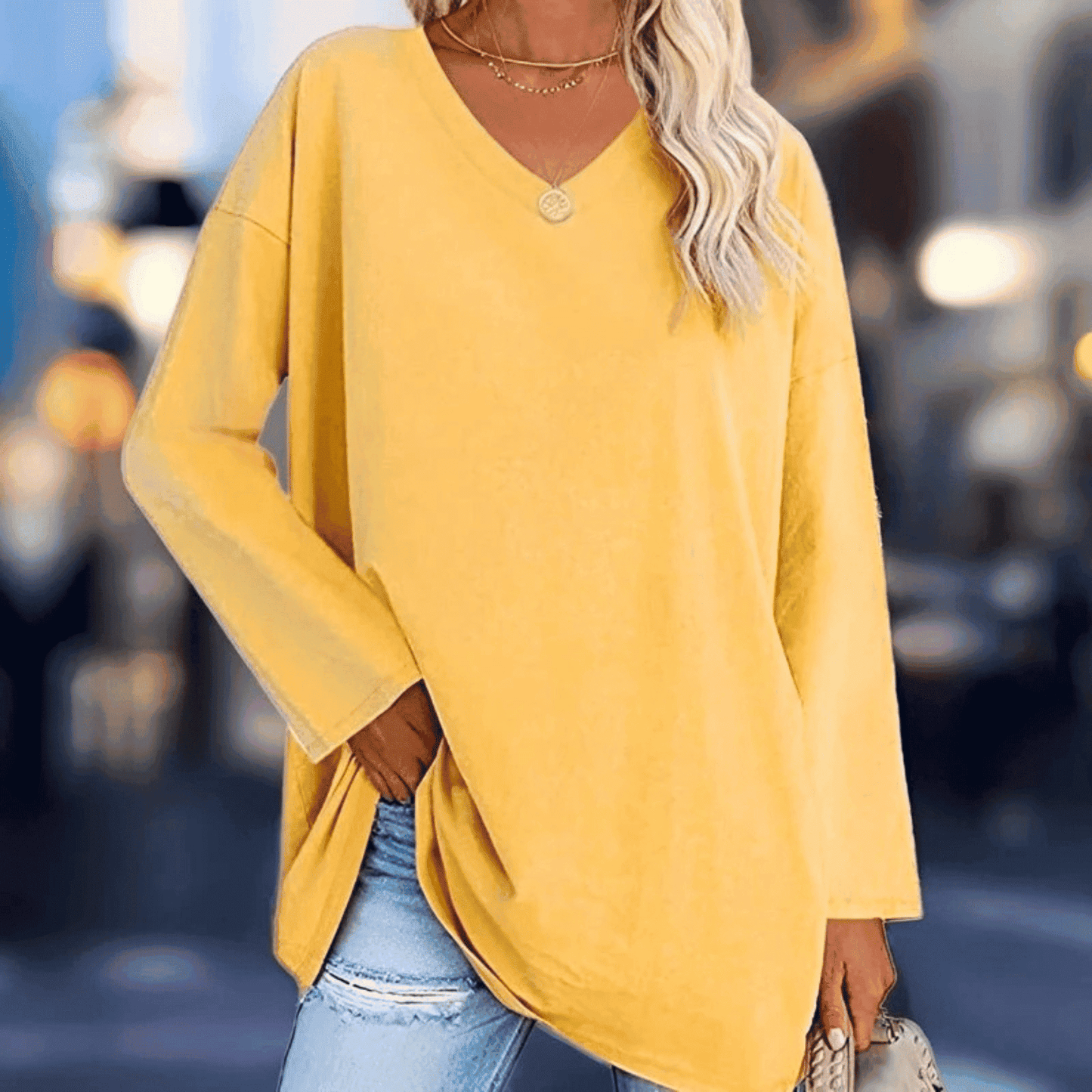 Blusa de Mujer de Corte Holgado - Cuello en V y Manga Larga