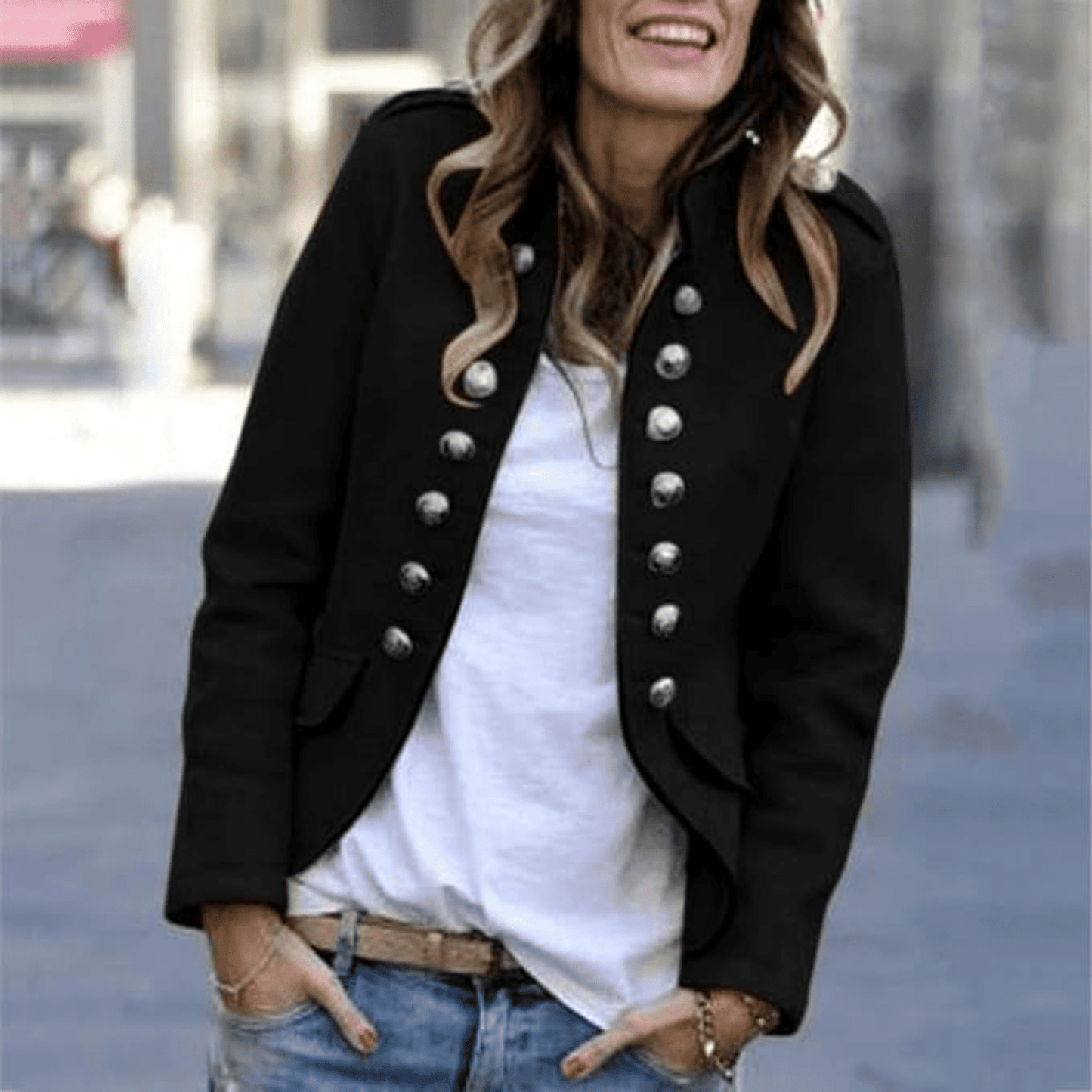 Chaqueta Militar de Mujer - Doble Botonadura y Corte Entallado
