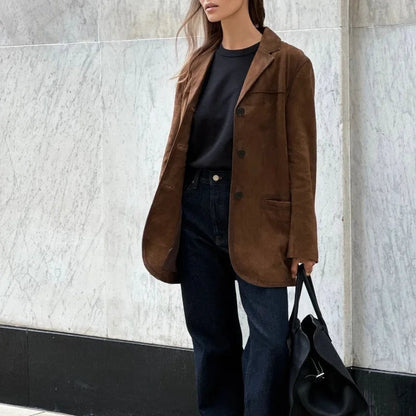 Chaqueta Tipo Blazer de Mujer - Solapas y Cierre con Botones