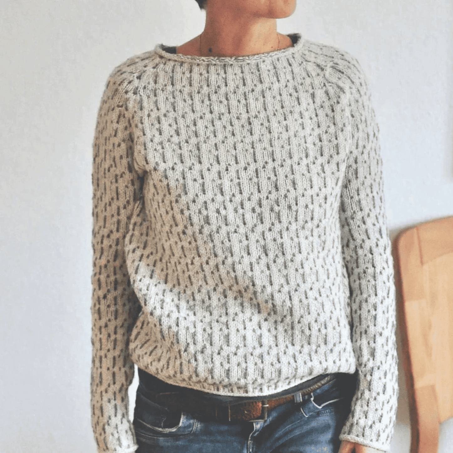 Jersey de Mujer con Diseño Calado - Cuello Redondo