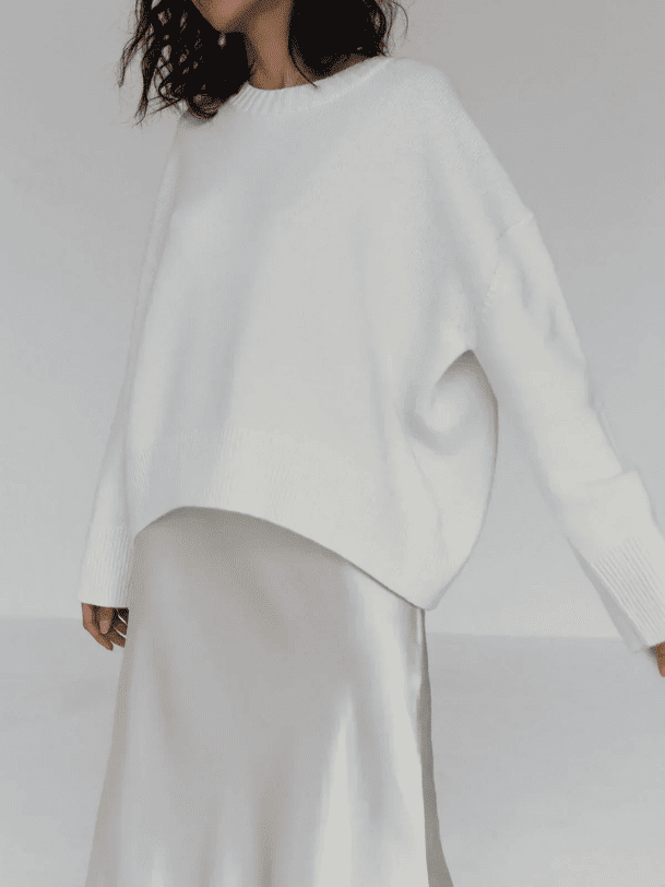 Jersey de Mujer de Corte Amplio - Cuello Barco y Diseño Drapeado