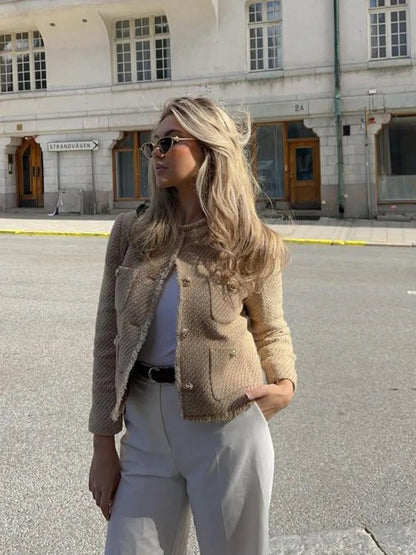 Chaqueta de Mujer - Corte Corto y Botones Decorativos