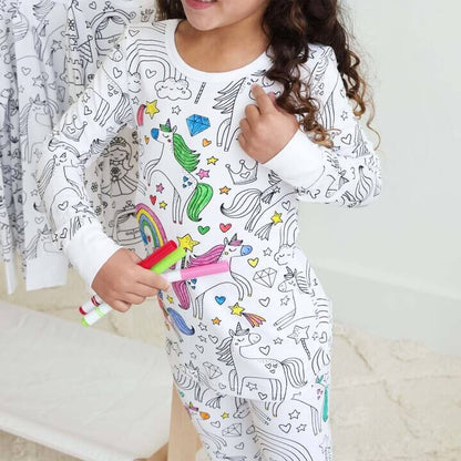 Conjunto de pijama infantil de dos piezas con patrón de línea