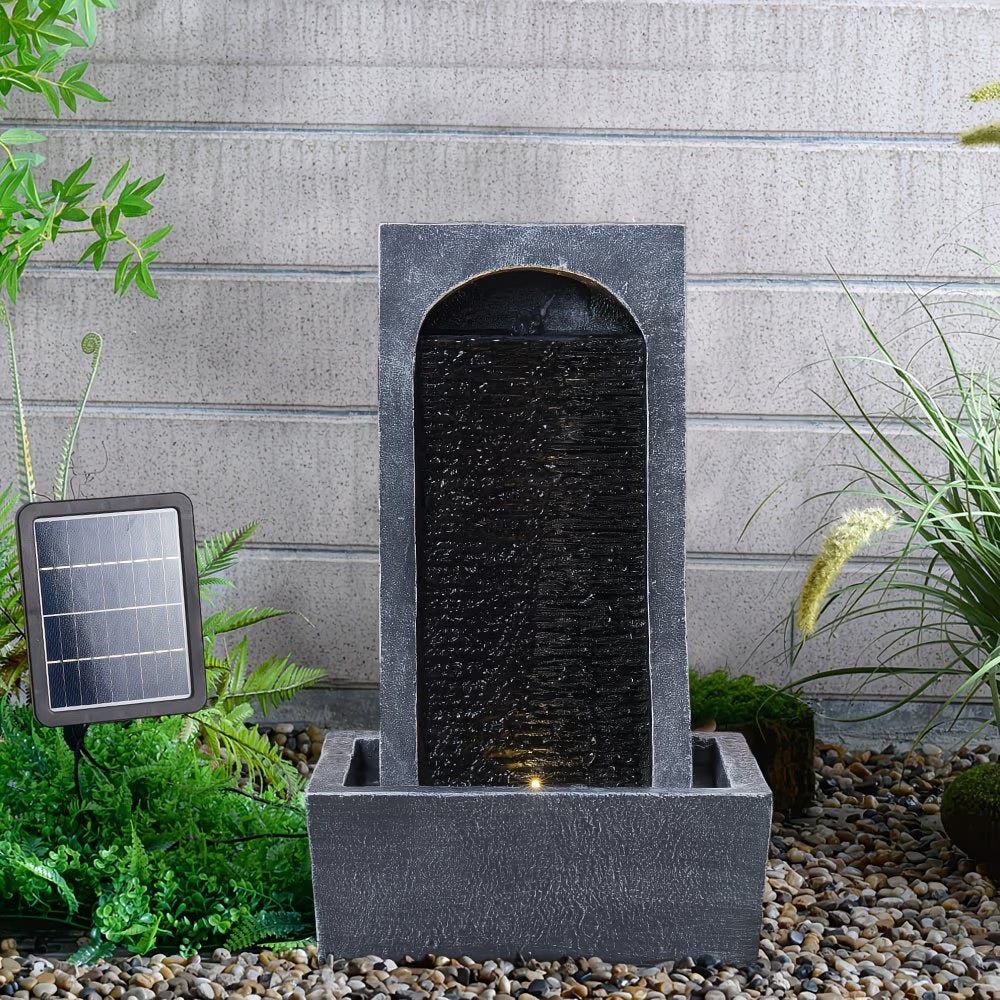 Fuente de exterior con energía solar