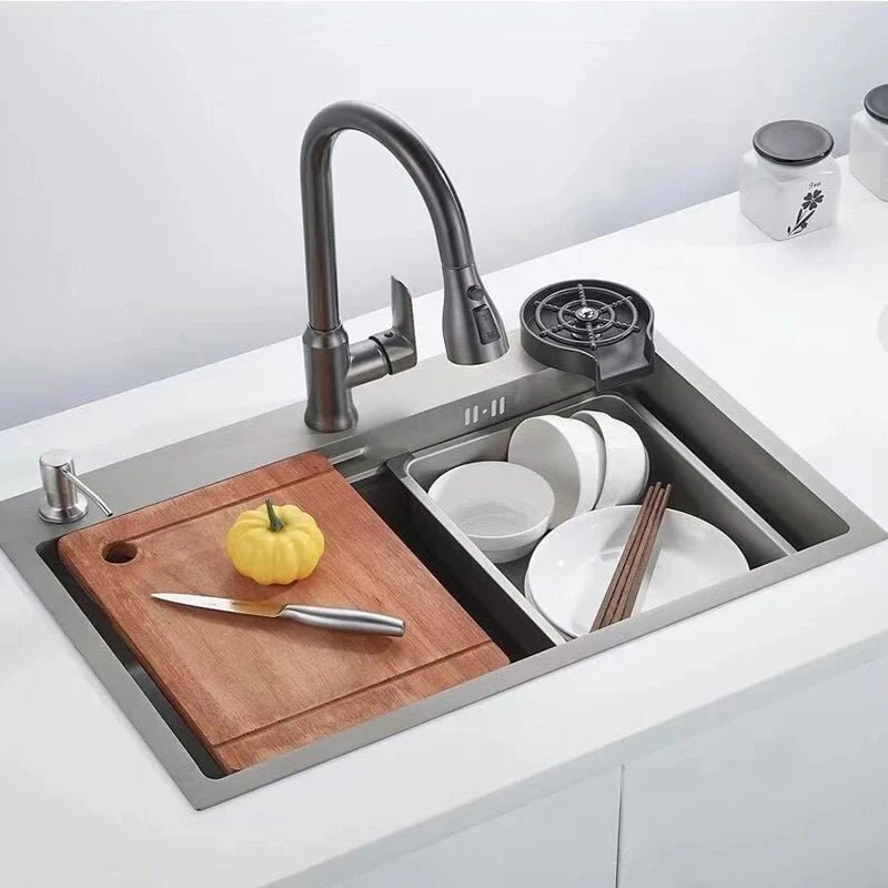 Grifo de cuello de ganso con cabezal rociador extraíble