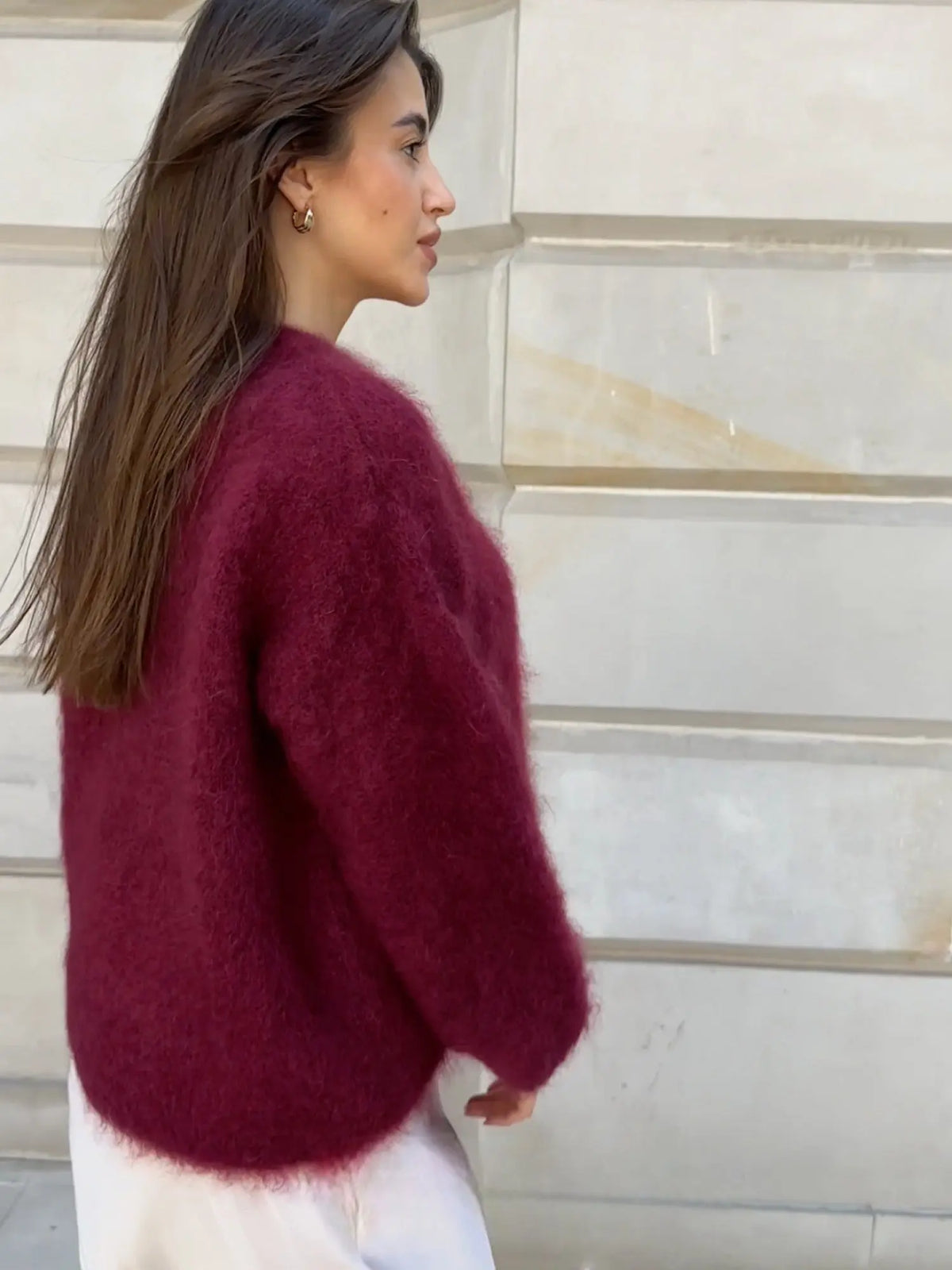 Jersey de Mujer - Cuello Redondo y Acabado de Pelo