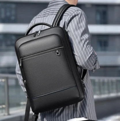 Mochila con múltiples compartimentos con cremallera