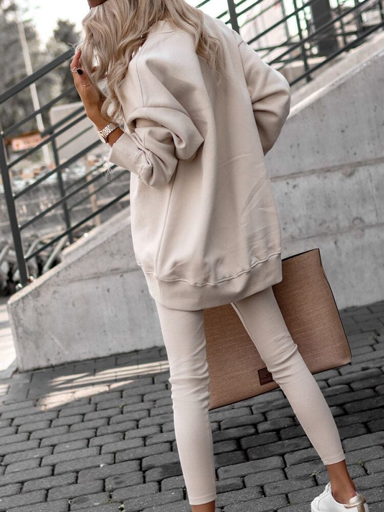 Sudadera de Mujer Oversize - Diseño Largo con Cuello Redondo