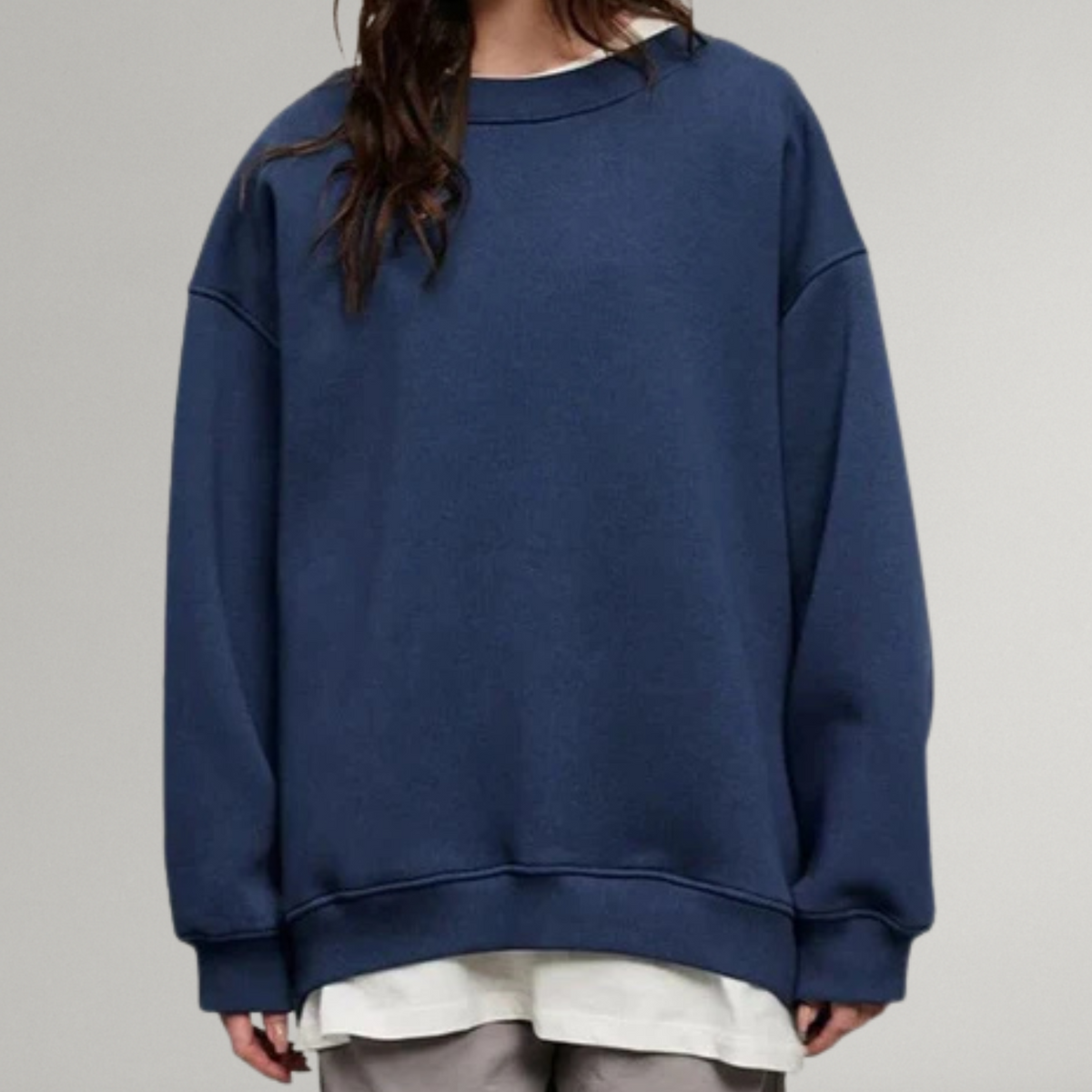 Sudadera Oversize de Mujer - Cuello Redondo y Manga Larga