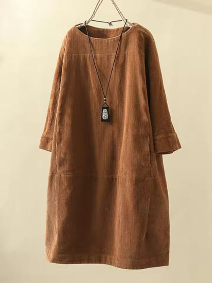 Vestido de mujer de manga larga con patrón acanalado