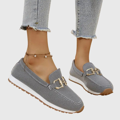 Zapatillas de malla sin cordones para mujer con hebilla metálica