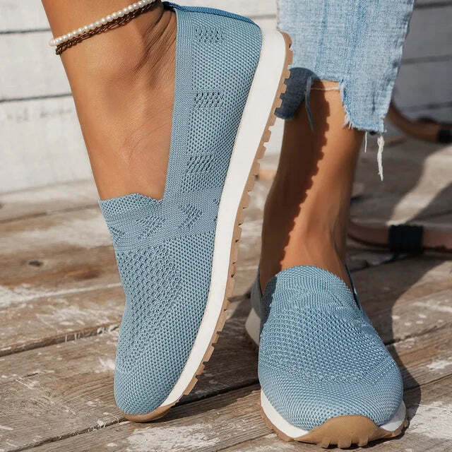 Zapatillas slip-on para mujer con parte superior de malla texturizada