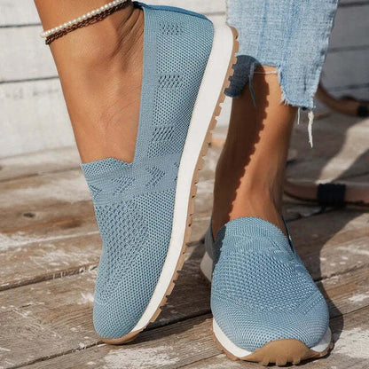 Zapatillas slip-on para mujer con parte superior de malla texturizada