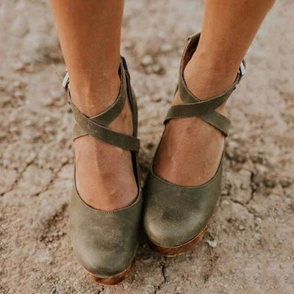 Zapatos para mujer con plataforma y correa al tobillo