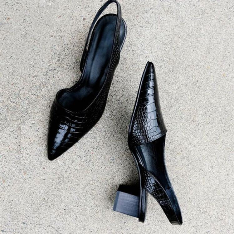 Zapatos para mujer con punta fina y tira trasera
