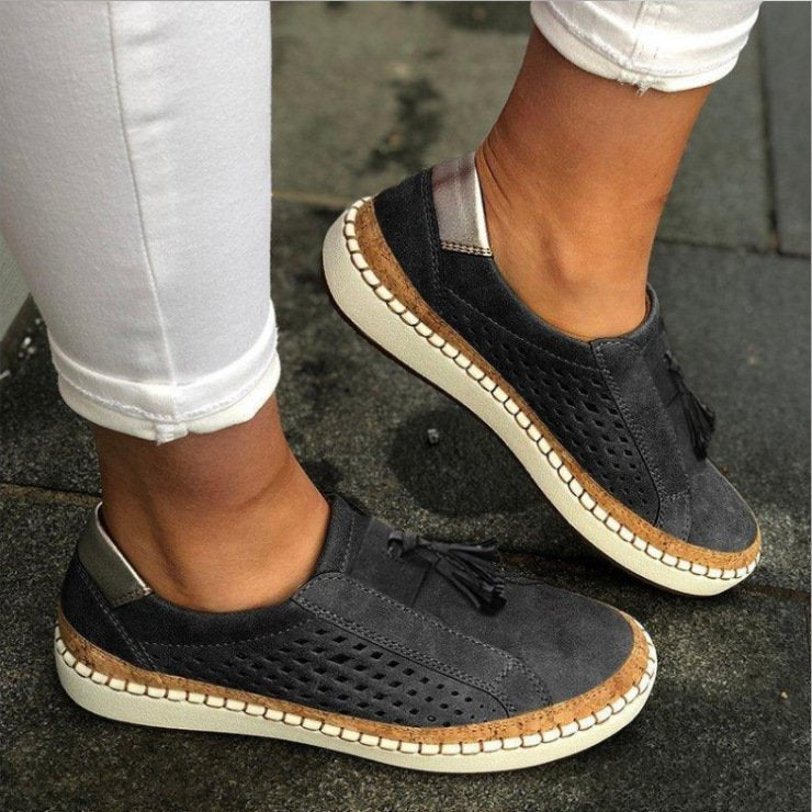 Zapatos slip-on para mujer con borla